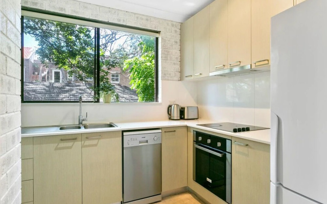 Bondi Bliss Lamrock