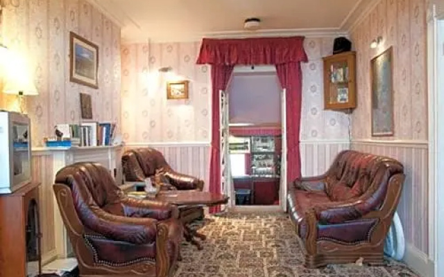 Molyneux Guesthouse