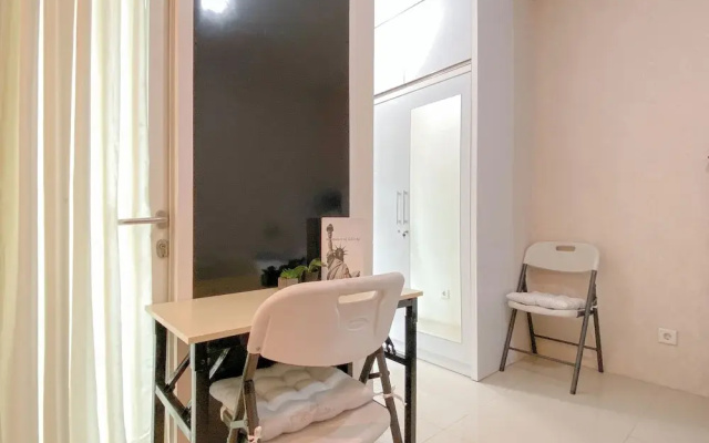 Basic Studio At Apartment Woodland Park Residence