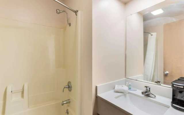 Quality Inn Pulaski
