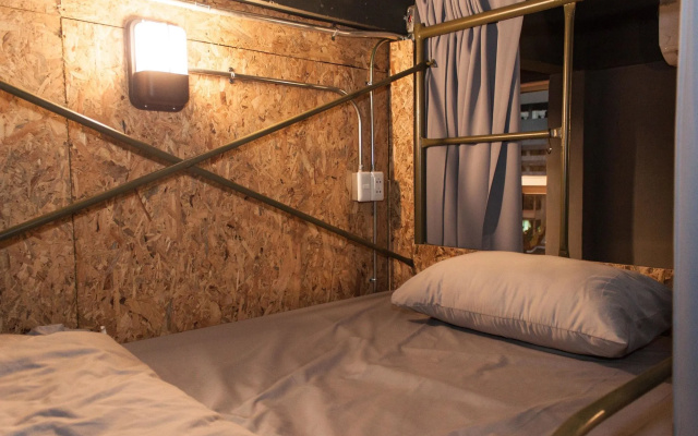 Zhelter'BKK - Hostel
