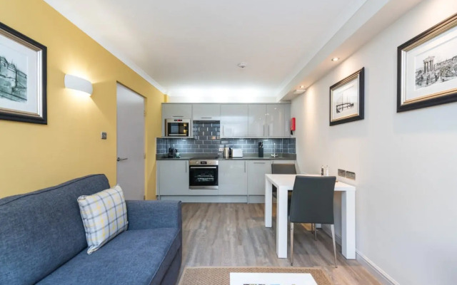 Royal Garden Apartments New Town