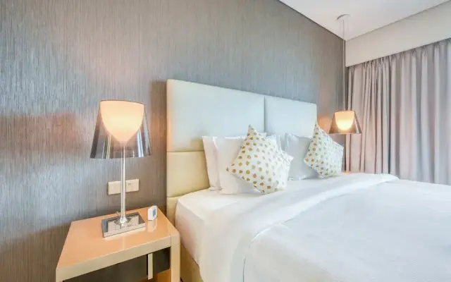 Maison Privee - Cool Dubai Apt next Burj Khalifa & Design District