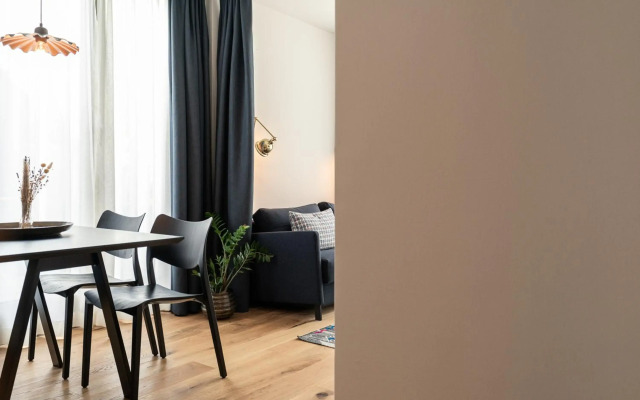Omaela Apartments