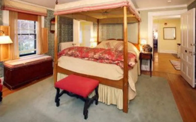 Inn at Bath