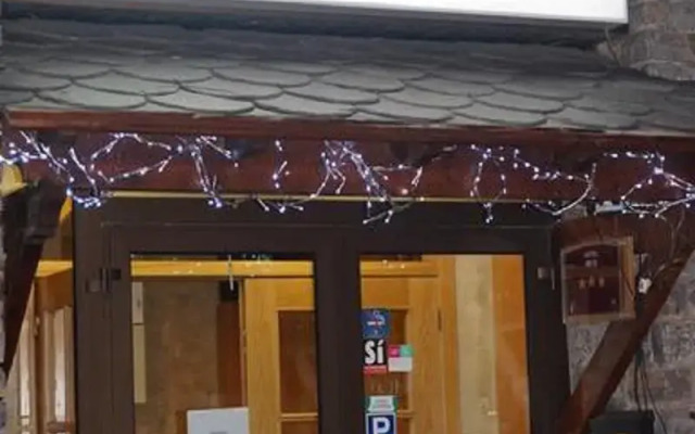 Hotel Meta вид на фасад