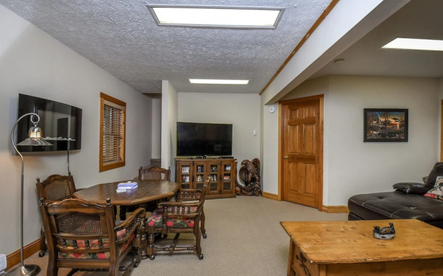 Bear's Den at Sunplace