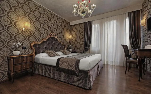Отель Tre Archi