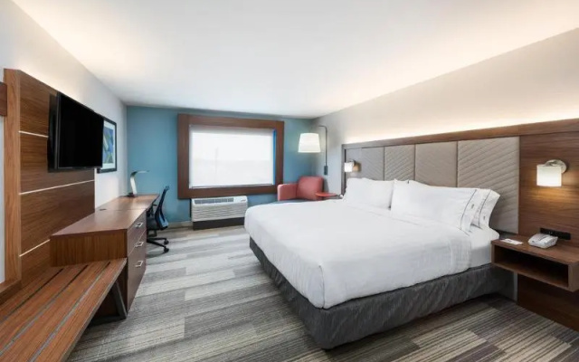 Holiday Inn Express Suites West Plains Southwest