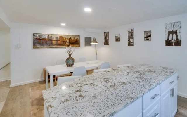Sleek & Central Centennial Apartment w/ Fireplace!
