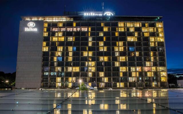 Отель Hilton Munich Park вид на фасад
