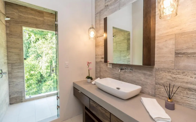 Resol Luxury Oceanview Villa in Costa Rica