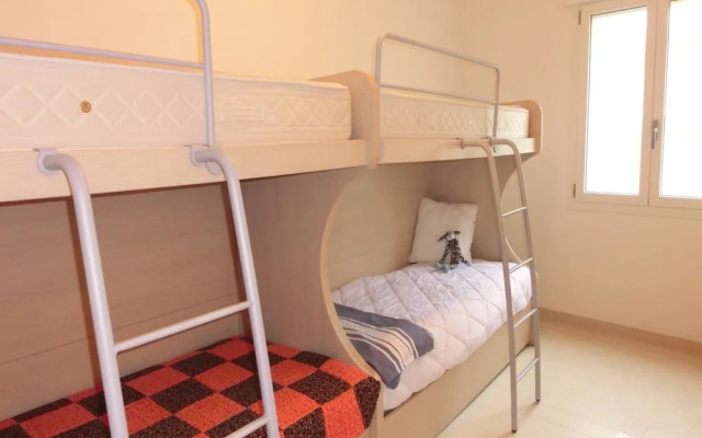 Lovely Flat Close to the Beach-beahost
