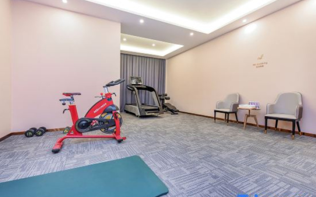 Lavande Hotel (Qujing Luliang Passenger North Station)