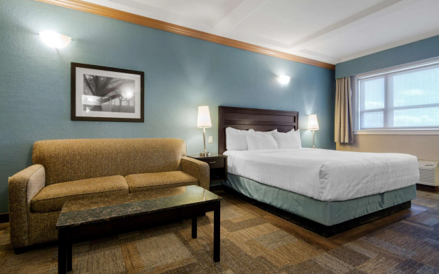 Best Western Plus Kamloops Hotel