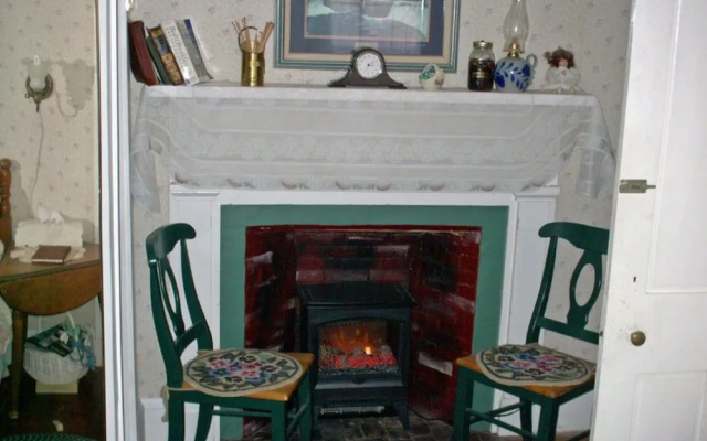 Nichols Guest House B & B