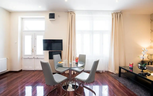 Dfive Apartments - Little Boss