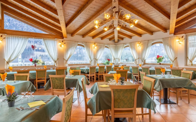 Hotel Monclassico