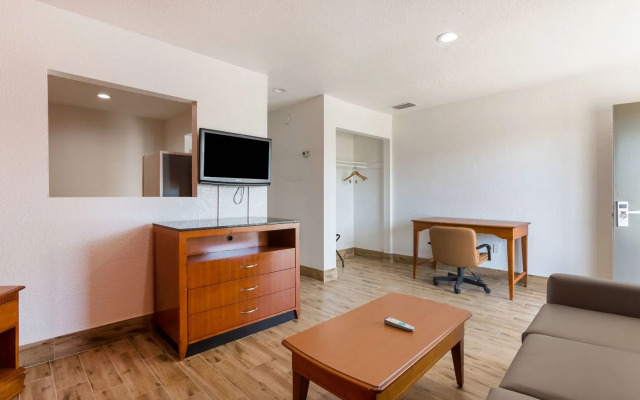 Motel 6 Englewood