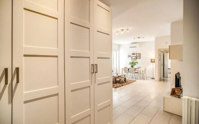 Vaticanum Modern Apartment