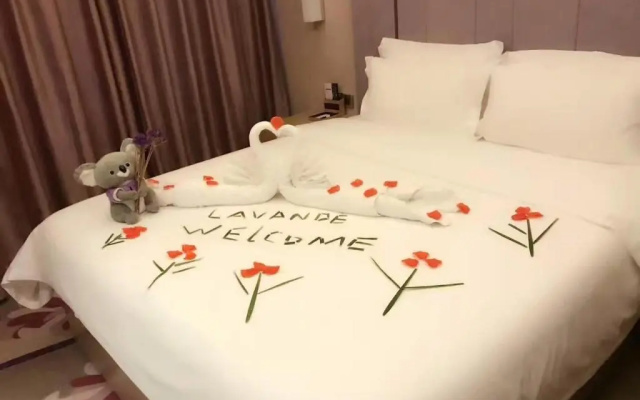 Lavande Hotel Nanchang Hongdu Avenue province  TV station
