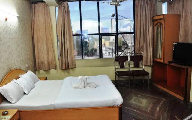 Hotel Aasthaa