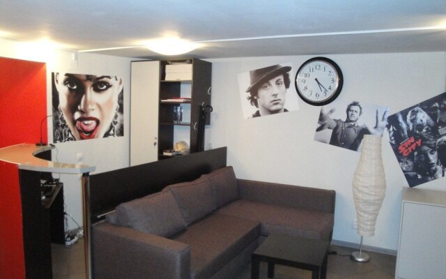 Гостиница Cinema Hostel в Санкт-Петербурге - забронировать гостиницу Cinema Hostel, цены и фото номеров Санкт-Петербург комната для гостей