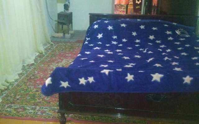 Nodir House