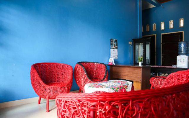 OYO 2202 Delima Guest House Syariah