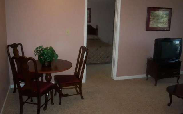 Rime Garden Inn & Suites