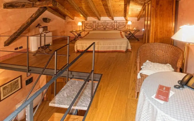 Hotel Locanda Dei Mai Intees