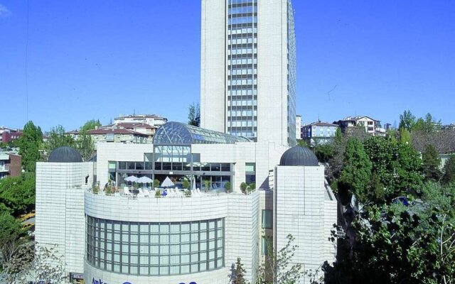 Отель Ankara Hilton вид на фасад