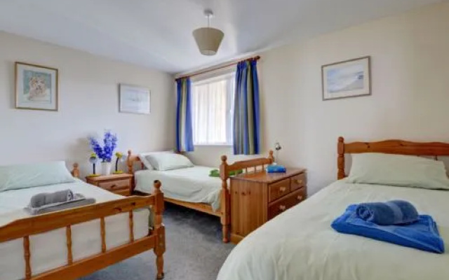 Flat 28 Clifton Court
