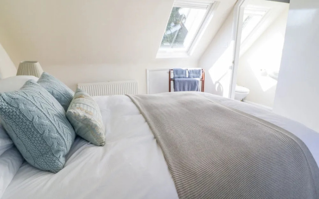 Spinsters Rock Cottage