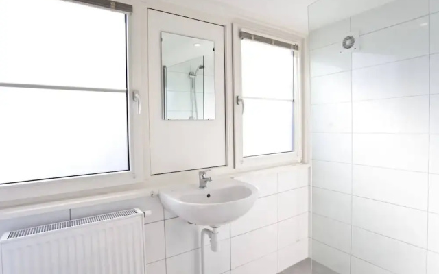 Luxury Villa in Arnhem With Parking