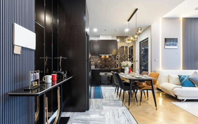 Lexington Residence Luxury Vacation