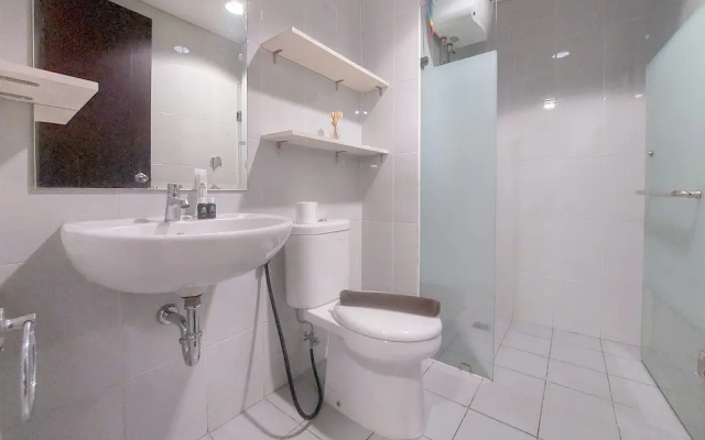 Cozy Living 2Br Apartment At Casa De Parco