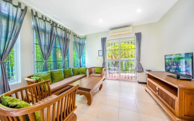 Royal Beach Pool Villa Pattaya