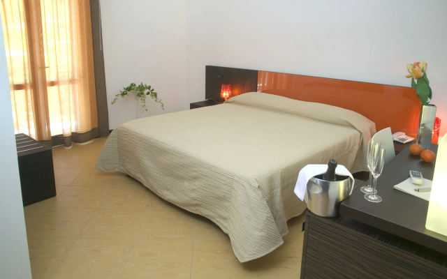 Cerri Hotel