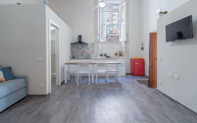 Historic Building Modern Touches - Ortigia