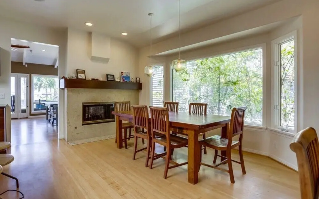 Grandview 3 Bedrooms 2.5 Bathrooms Home
