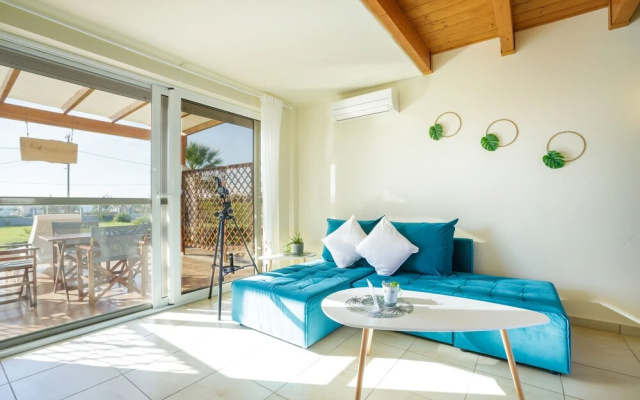 Tropical House Sea View