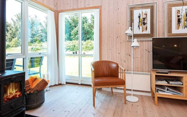 Peaceful Holiday Home in Ulfborg near Sea