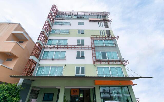 Отель iLife Residence Phuket Таиланд, Бухта Чалонг - отзывы, цены и фото номеров - забронировать отель iLife Residence Phuket онлайн вид на фасад