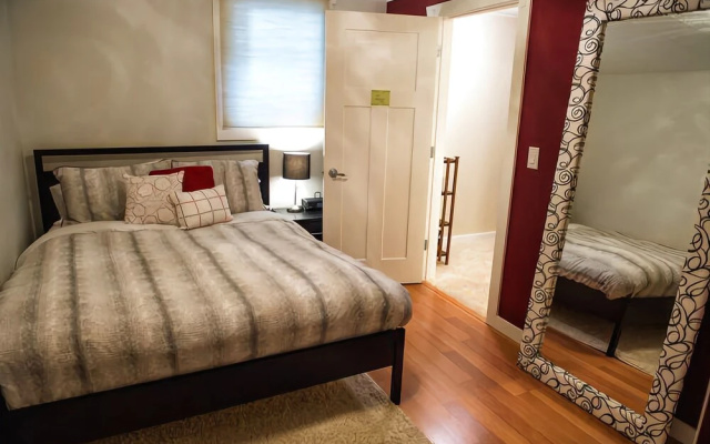 11th Avenue Bed and Breakfast