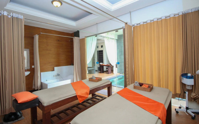 Airy Legian Shri Lakshmi Kuta Bali