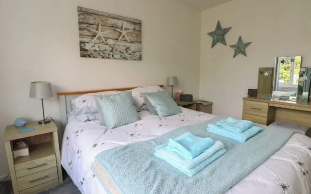 Benllech Bay Cottage