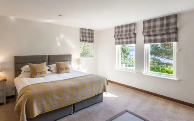 Loch Ness Cottages