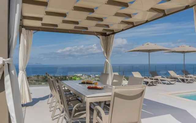 Villa Atyfia - With Private Pool
