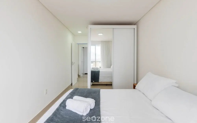 Apart With 2 Bedrooms 400 m From the Beach Ina1306